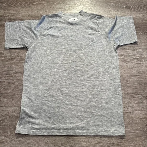 Under Armour Shirt Mens Small‎ Gray Tee Short Sleeve Performance Loose Workout - Picture 5 of 8
